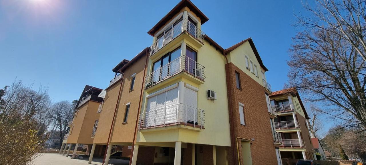 Apartman For 4 Шиофок Экстерьер фото